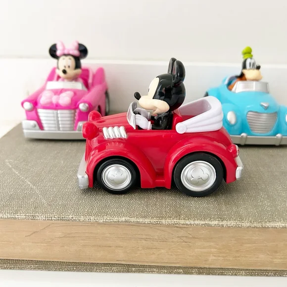 Disney Mickey Mouse Clubhouse & Friends Pull Back Toy Car Goofy, Minnie & Mickey - Picture 7 of 15